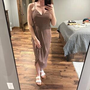 *NEW* Lulus mauve dress